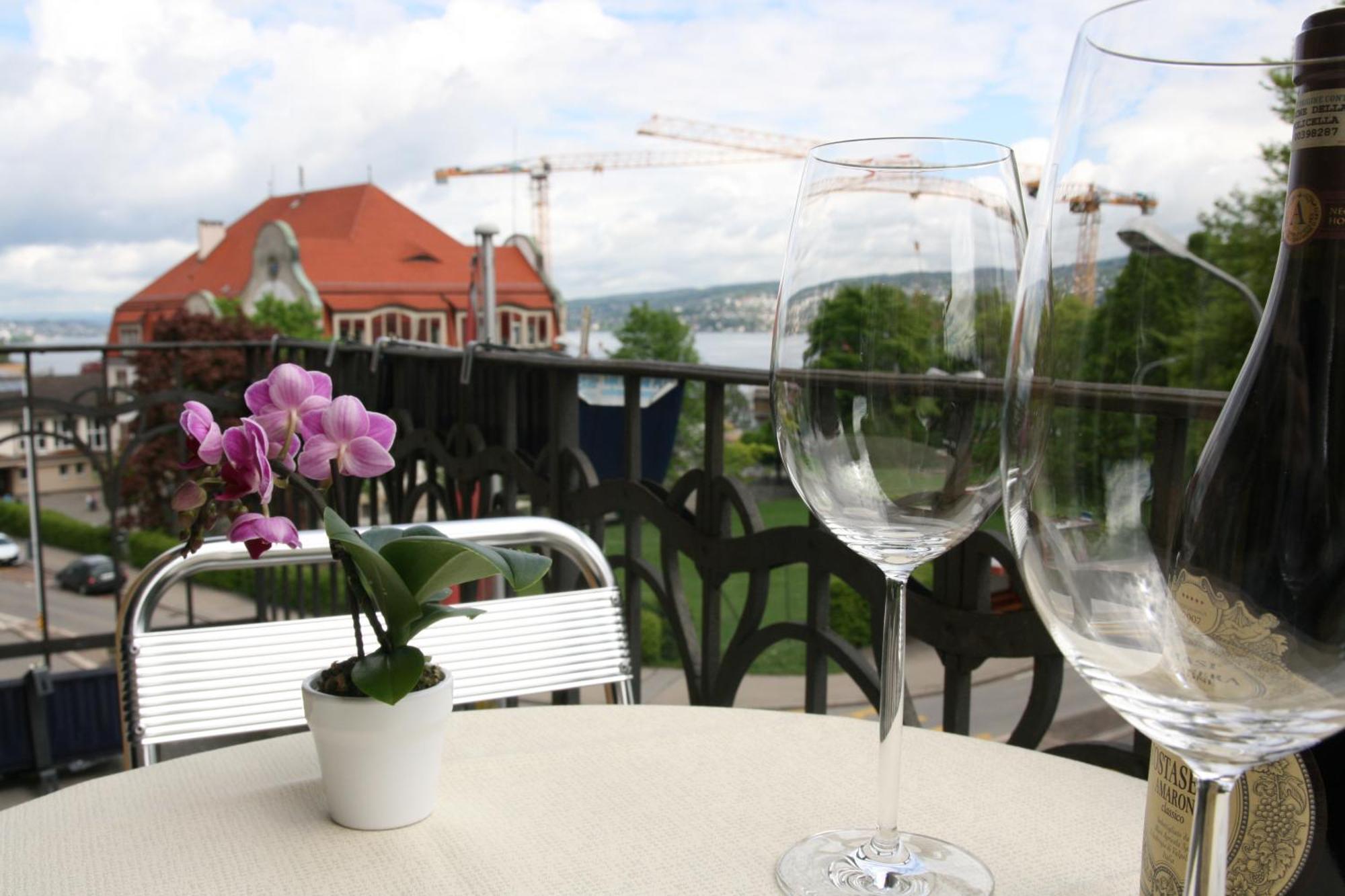 Hotel Glaernisch Hof ฮอร์เกน ภายนอก รูปภาพ