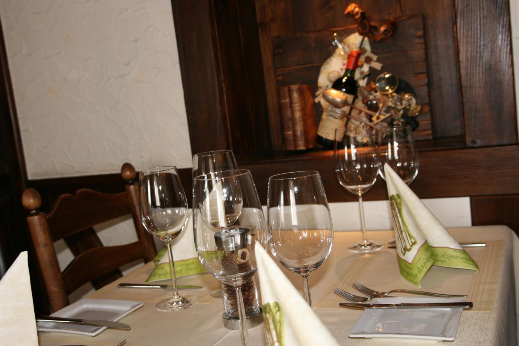 Hotel Glaernisch Hof ฮอร์เกน ภายนอก รูปภาพ