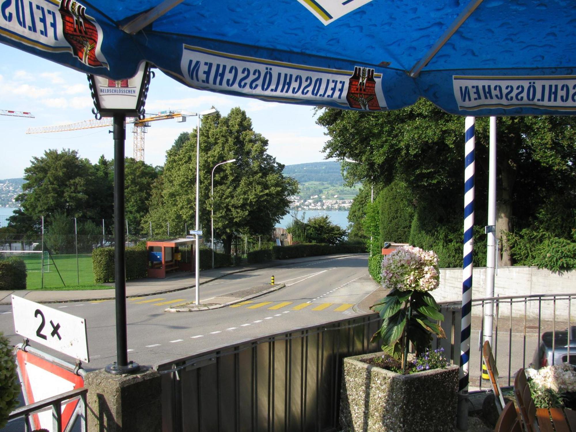 Hotel Glaernisch Hof ฮอร์เกน ภายนอก รูปภาพ