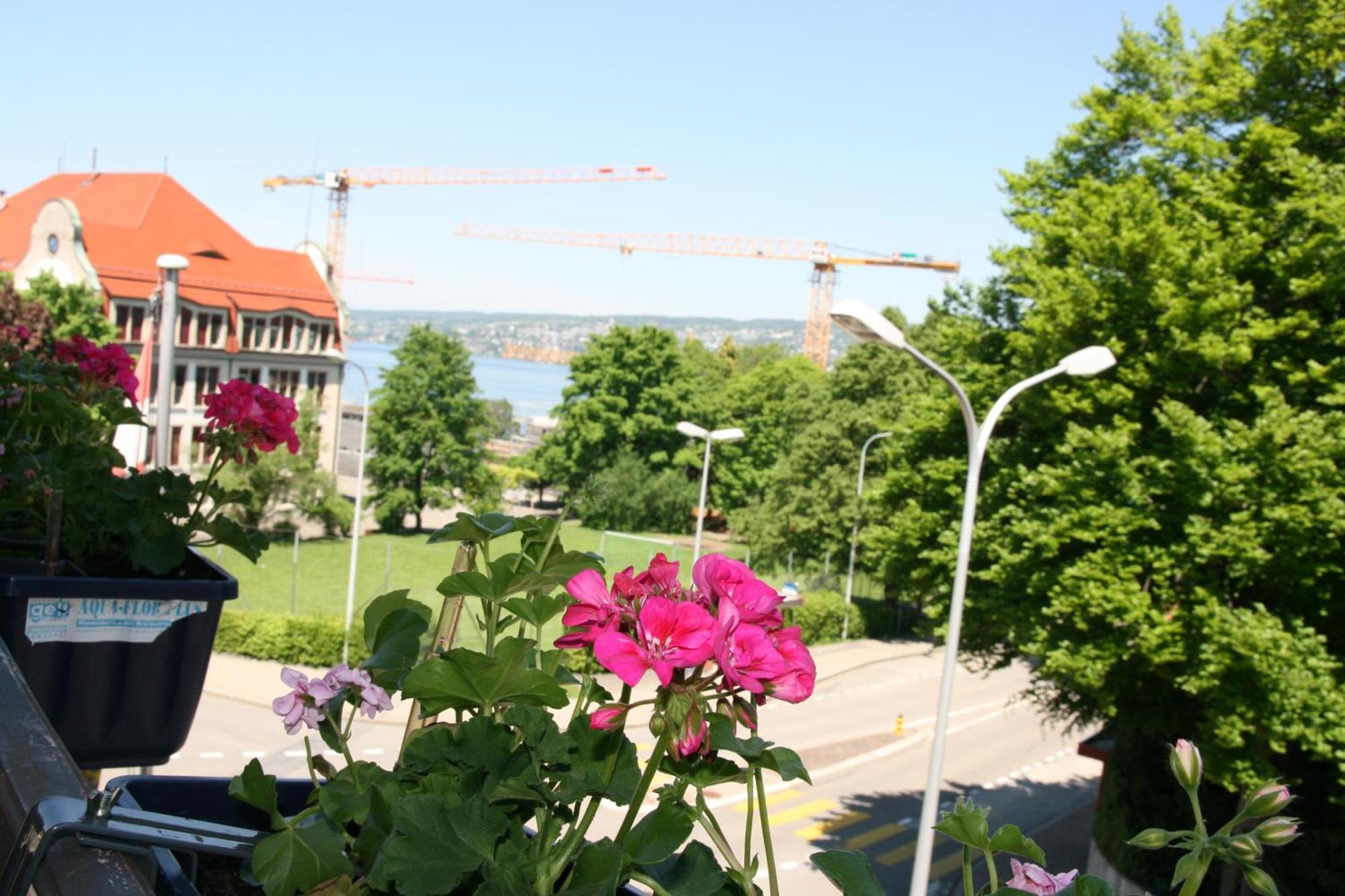Hotel Glaernisch Hof ฮอร์เกน ภายนอก รูปภาพ