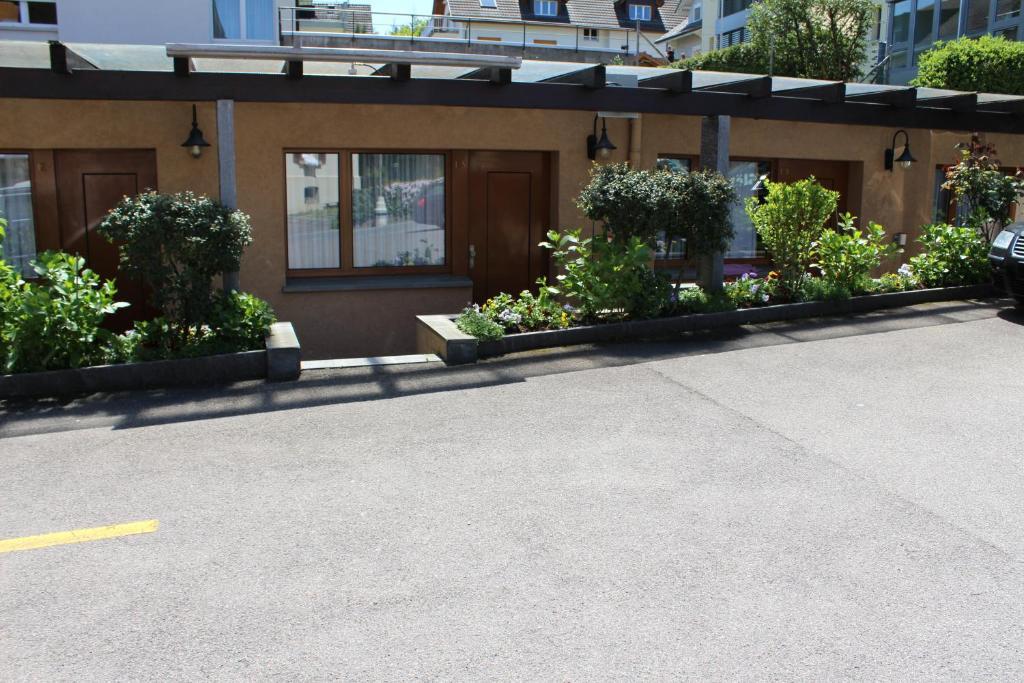 Hotel Glaernisch Hof ฮอร์เกน ภายนอก รูปภาพ